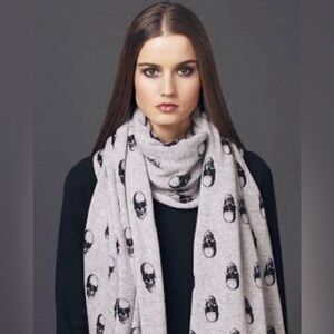 Skull Cashmere women’s gray and black skeleton 100% cashmere infinity scarf